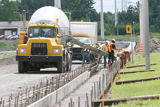 Best Custom Concrete Contractor  in East Farmingdale, NY